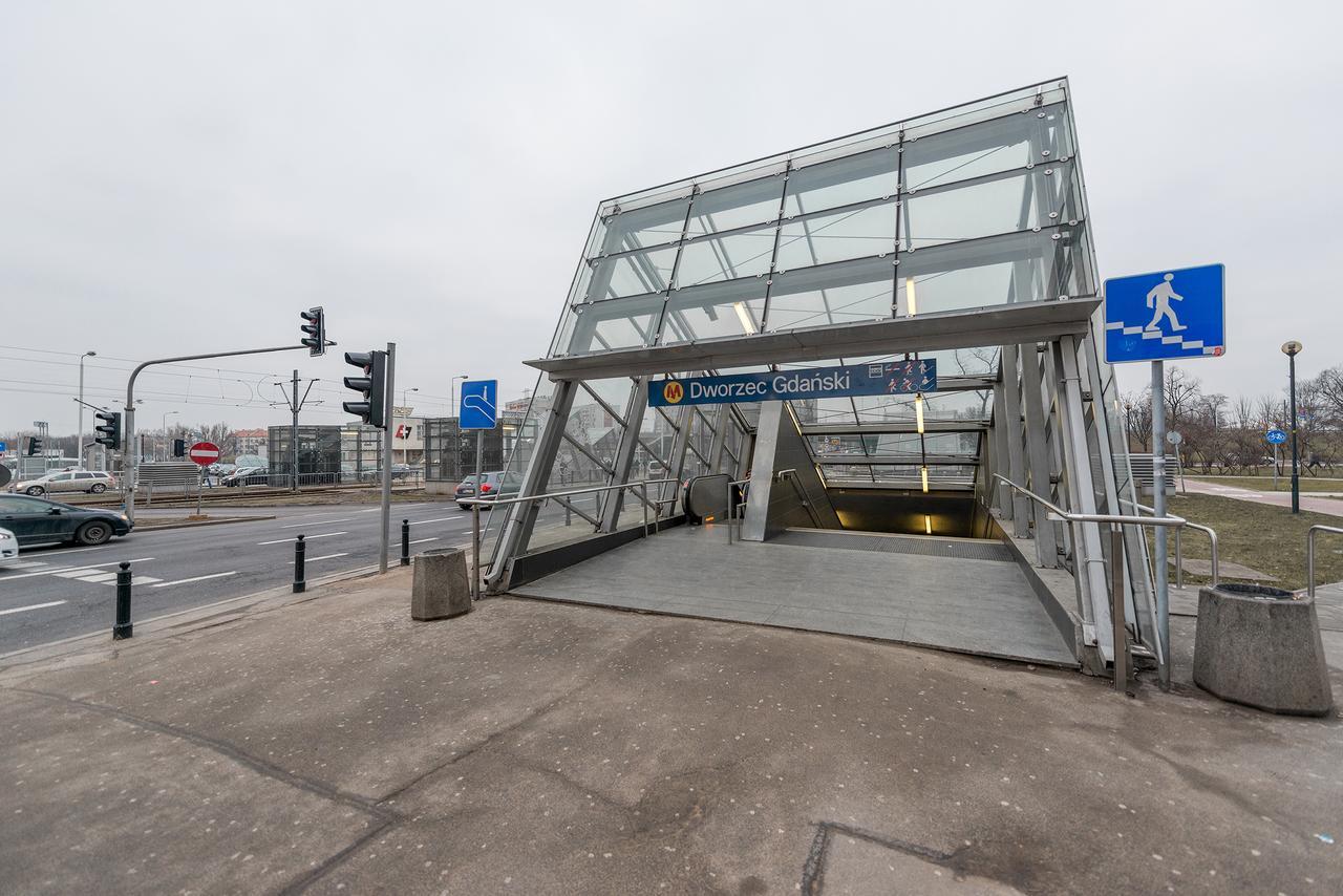 P&O Serviced Apartments Gdanski Station 바르샤바 외부 사진