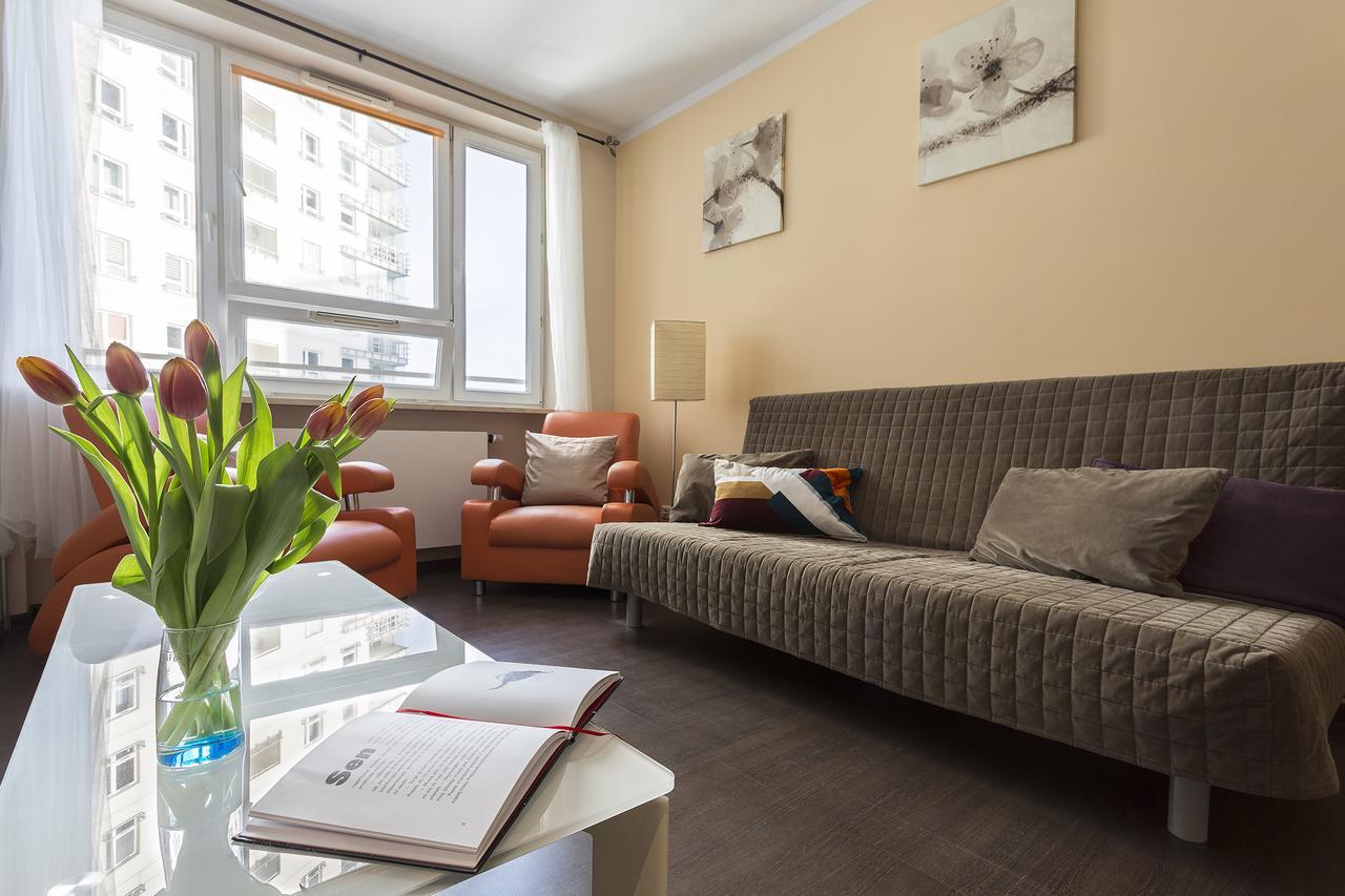 P&O Serviced Apartments Gdanski Station 바르샤바 외부 사진